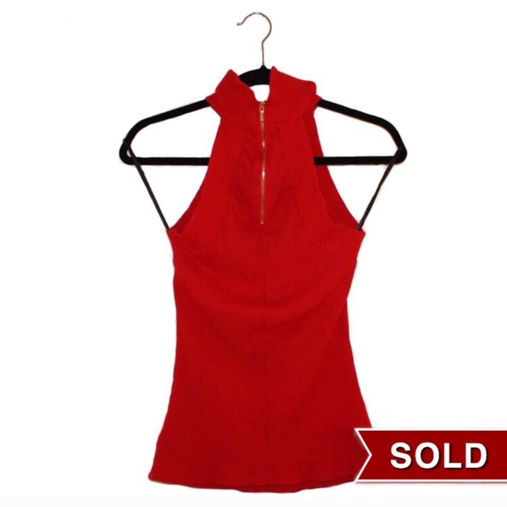 ❗️S O L D❗️Ribbed BEBE halter top