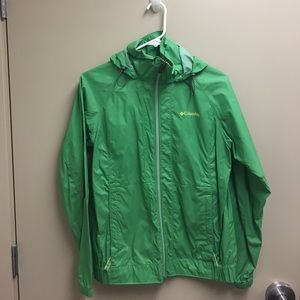 Green Columbia wind breaker jacket