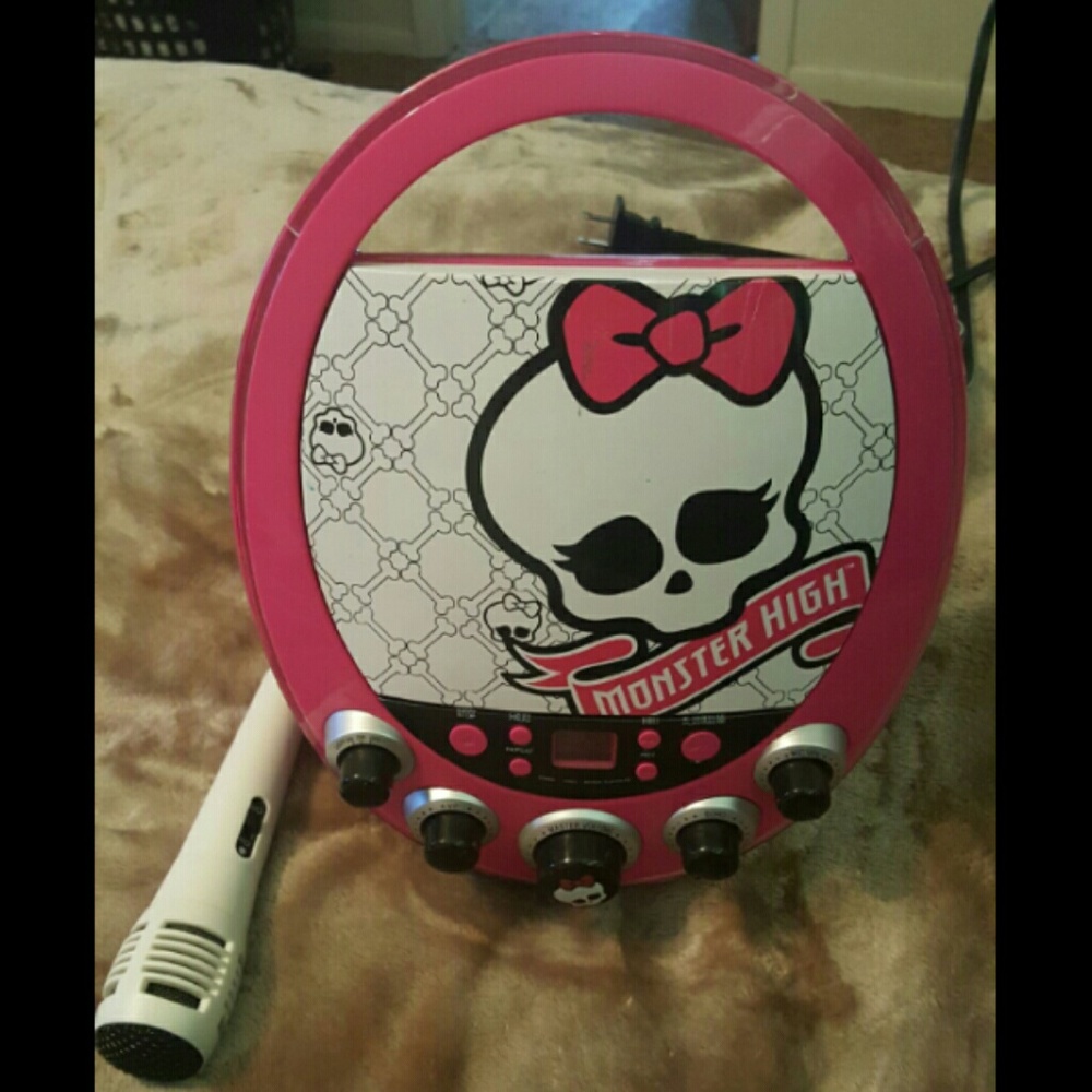 Monster High karaoke machine