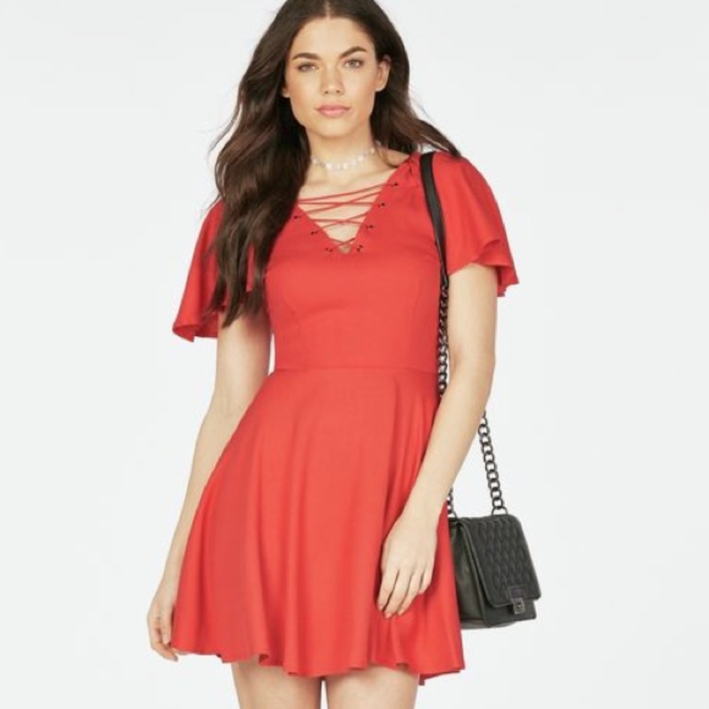 Really cute Justfab ruffle sleeve dress