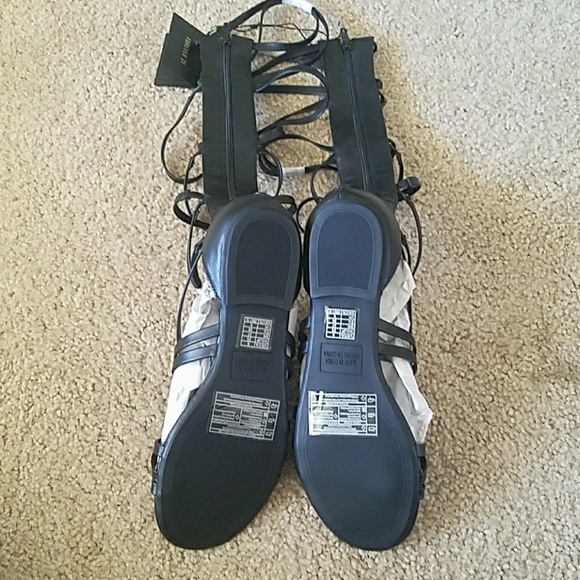 Black gladiator/sandals - Picture 3 of 3