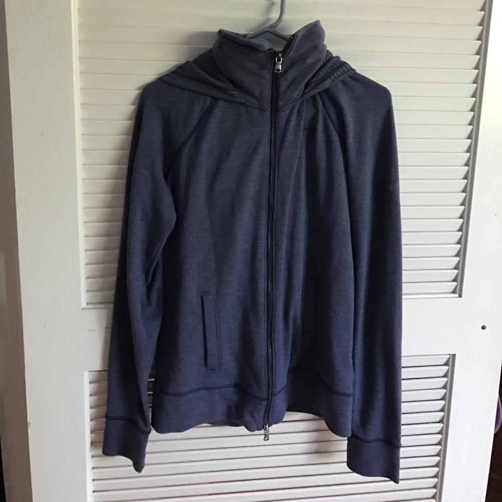 NEVER WORN under armour zip-up sweatshirt