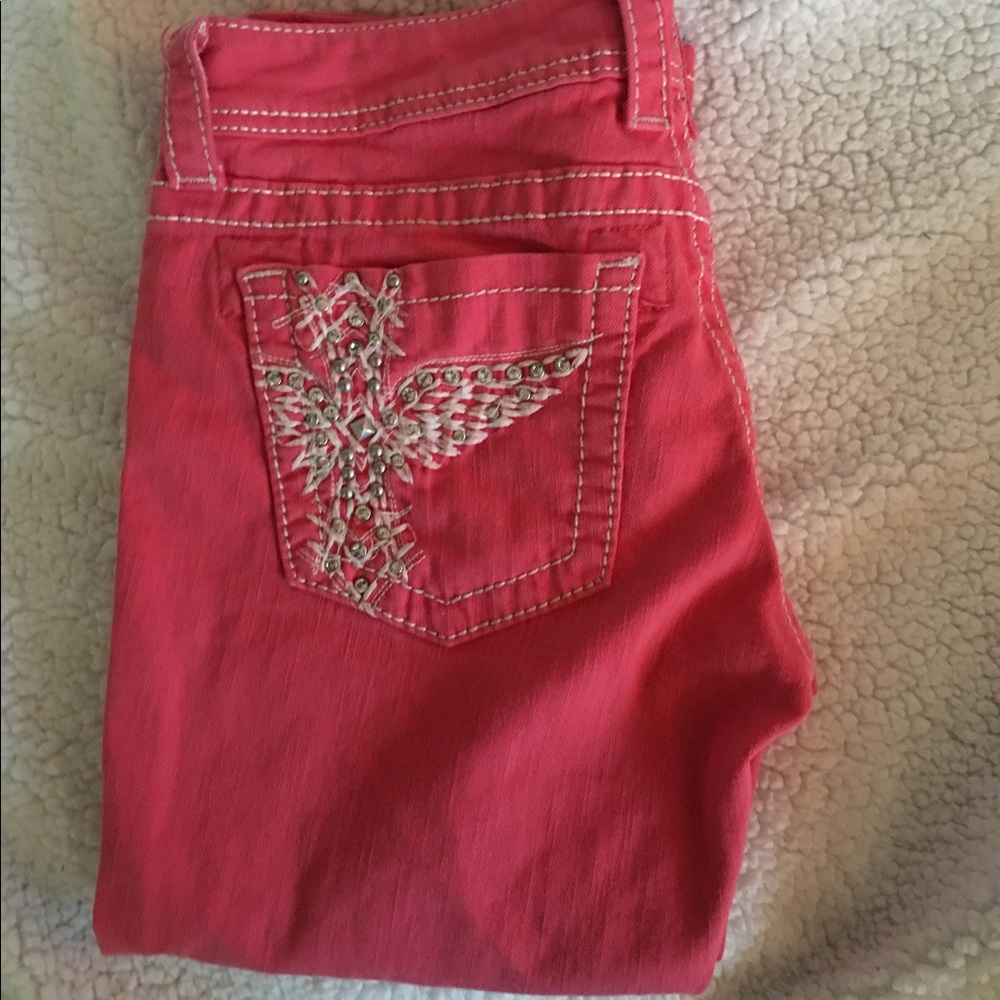 Miss Me capris. Size 28. Never worn