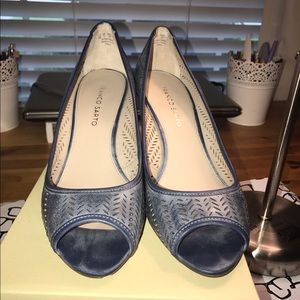 Franco Sarto Jania peep toe wedges