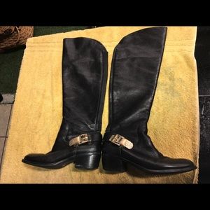 Vince  Camuto  Black Leather KneeHigh Boots Sz 8M