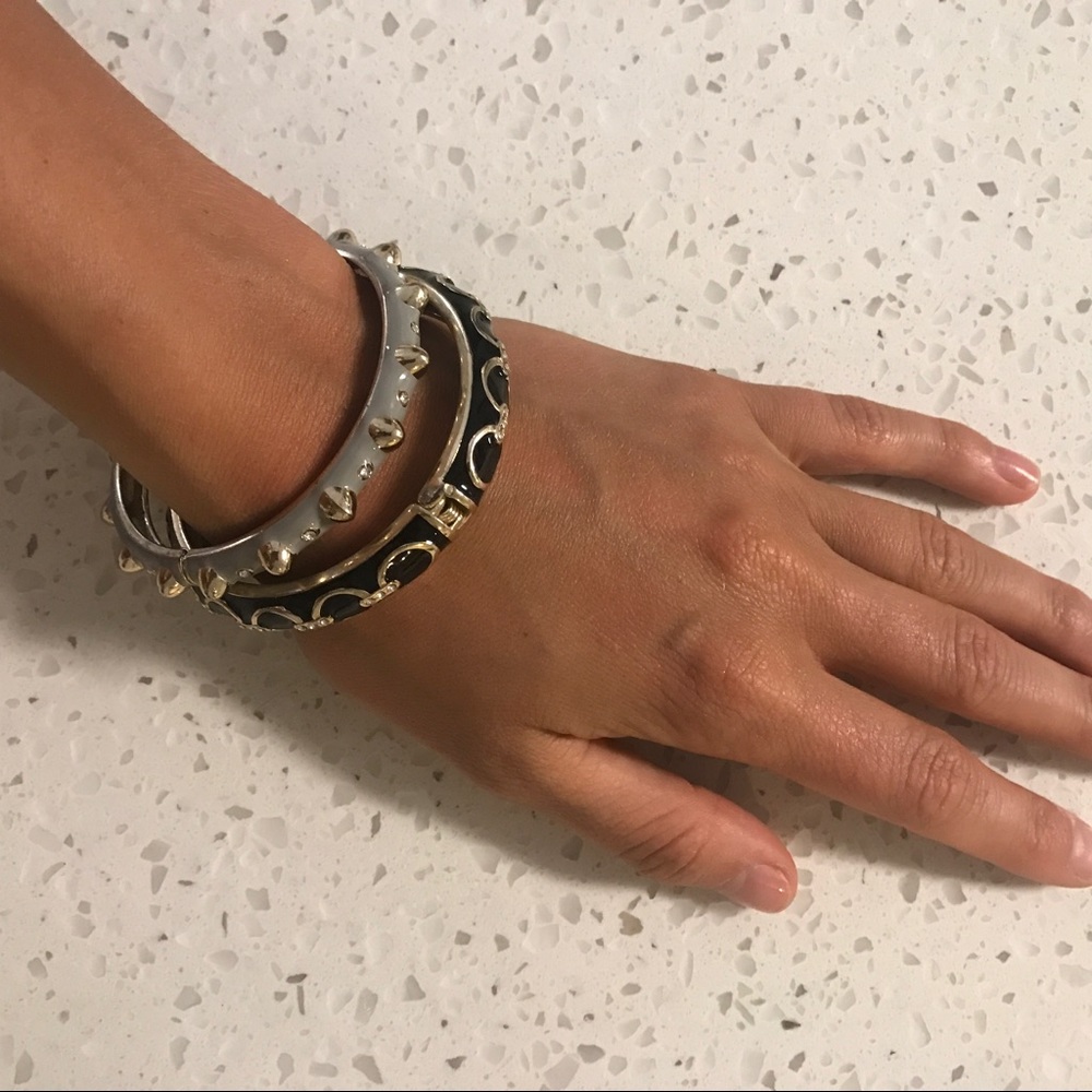 Set of bangle bracelets