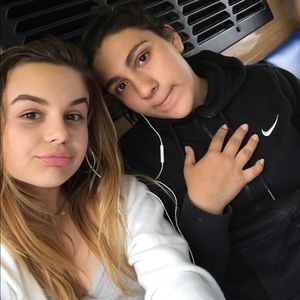 Meet your Posher, Gabriella