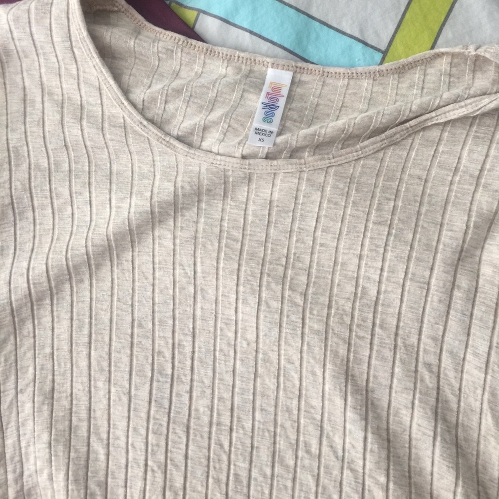 Lularoe Pertect T - Picture 2 of 3