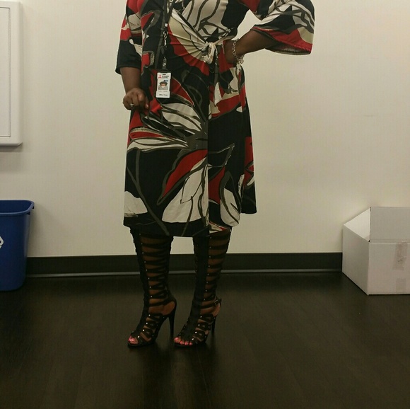 **SOLD***  Sexy Fab Gladiator Sandals - Black - Picture 2 of 6