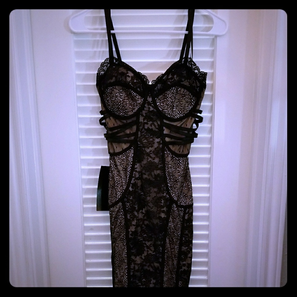 Bebe Dress