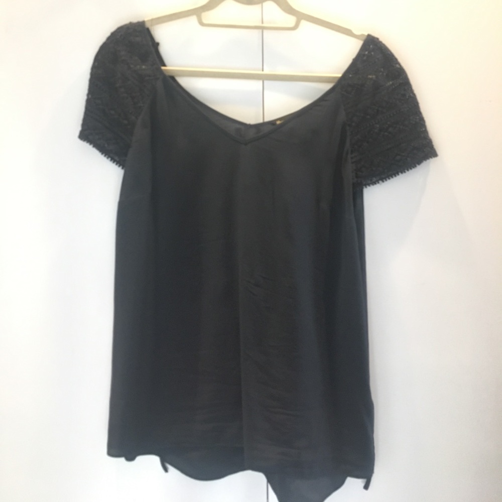 Lace detailed blouse