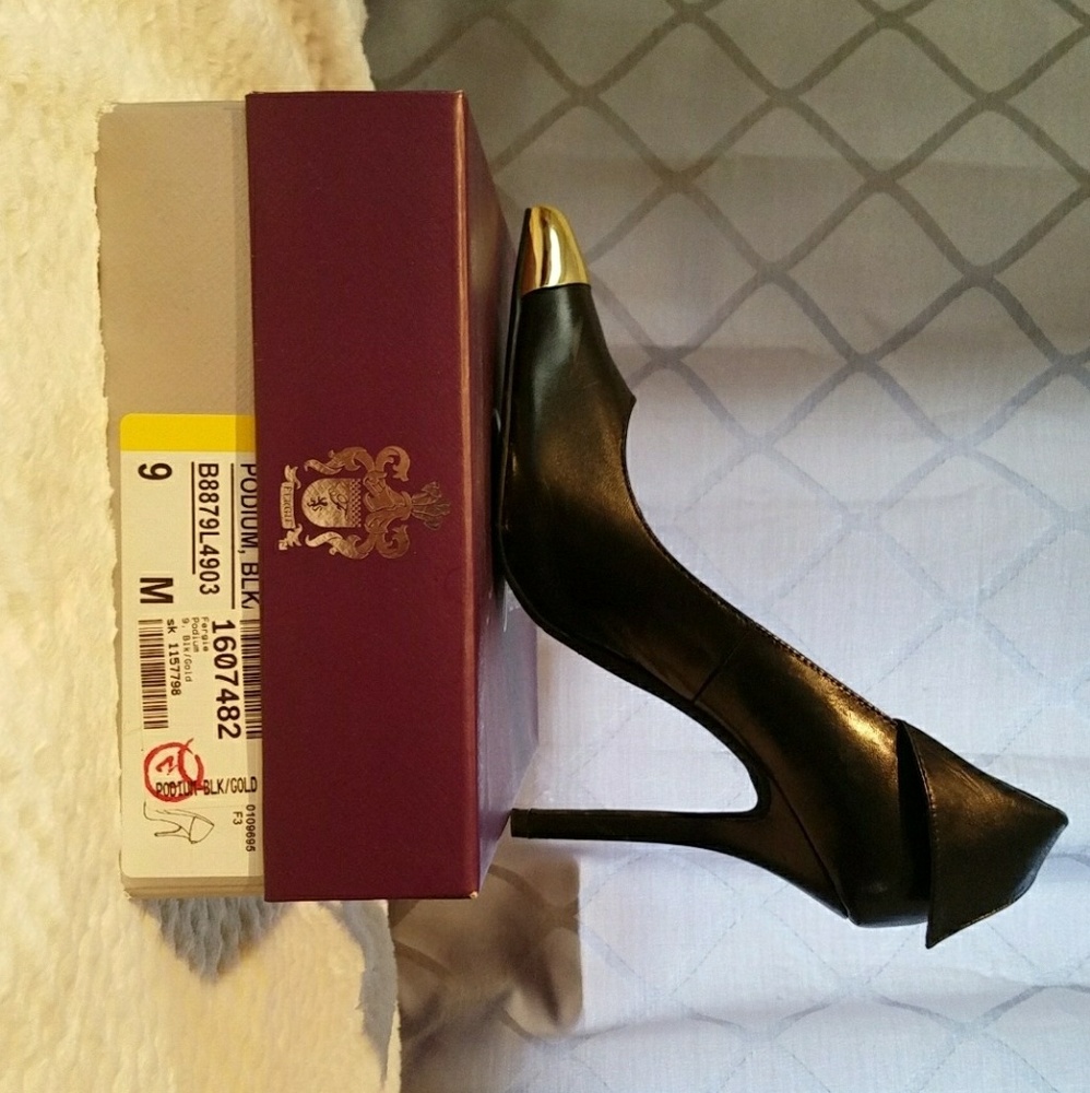 Brand New Fergie heels