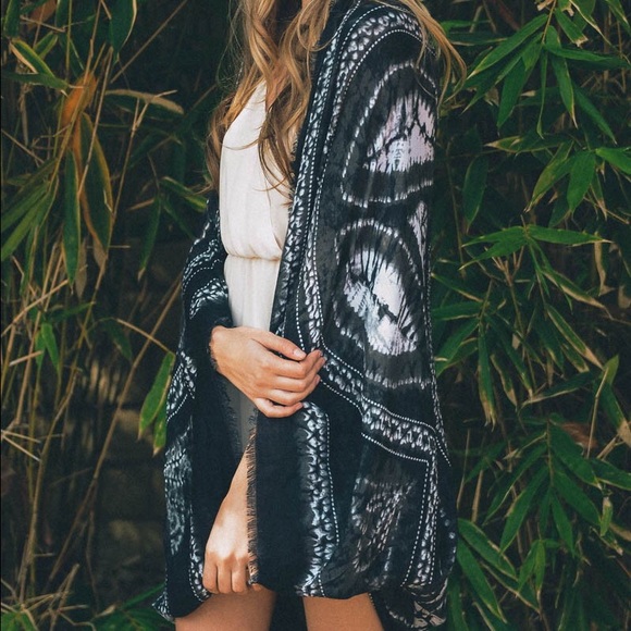 Sexy Feather Tribal Flower Tie Dye Cover Kimono - Picture 3 of 3