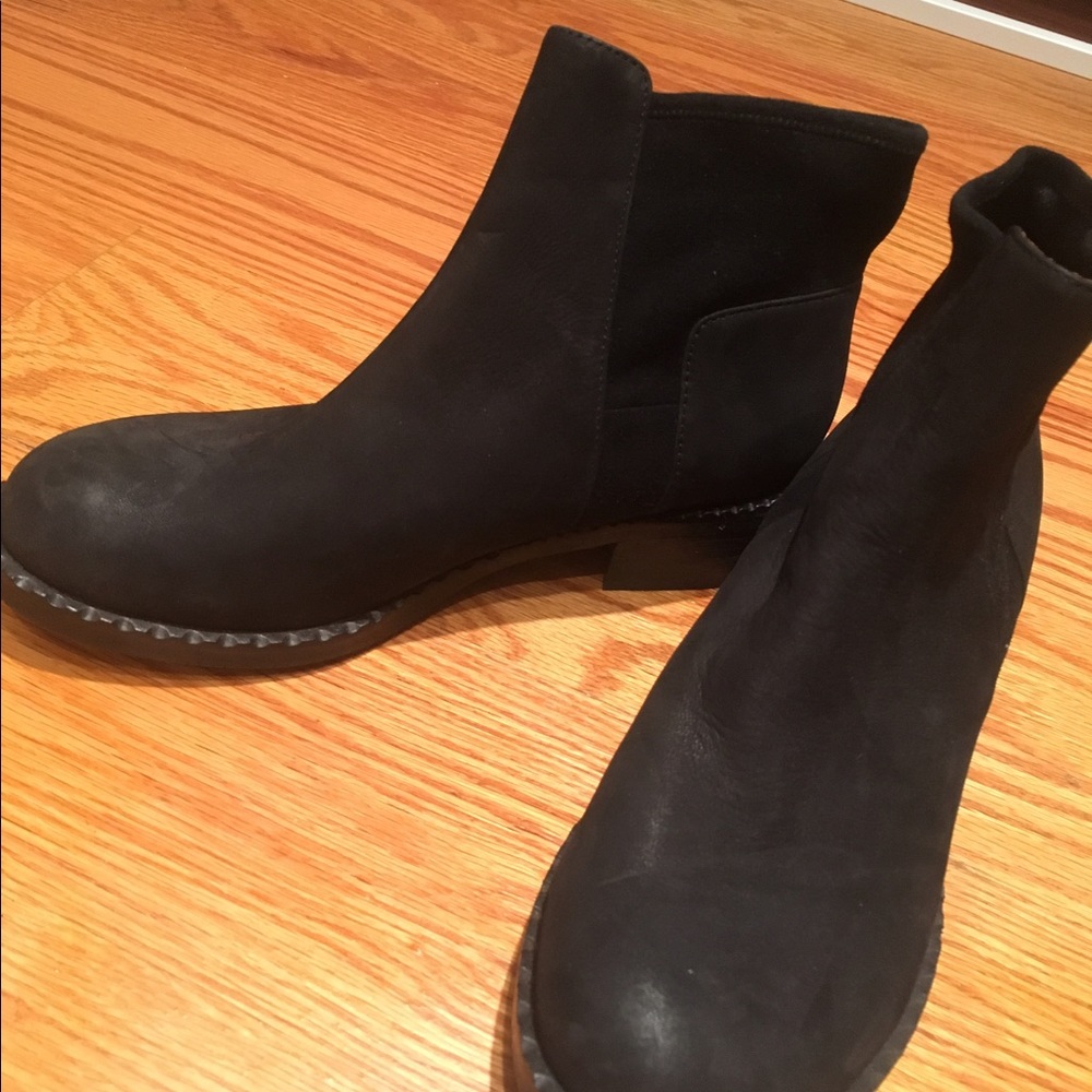 Booties - Picture 3 of 3