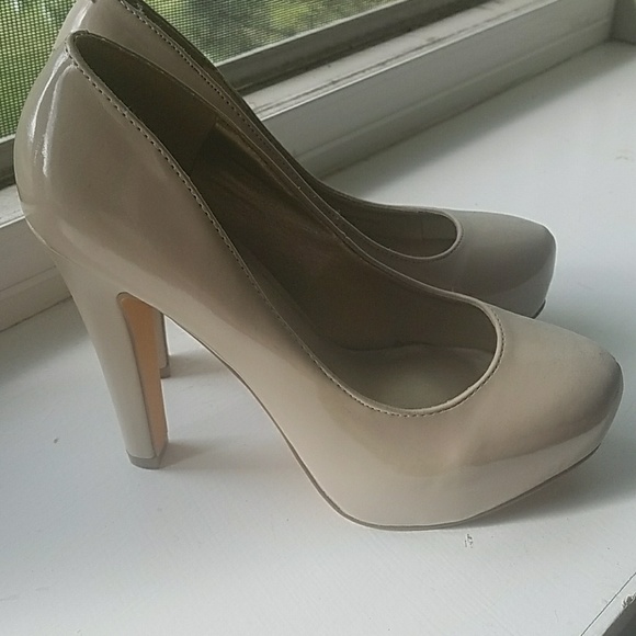 Guess Shoes - Brand new Guess Heels