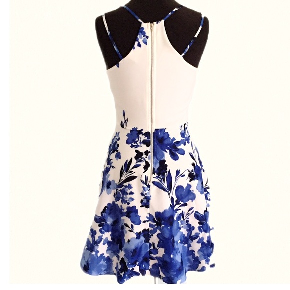 Sale! Fit and Flare Blue Floral Dress - Picture 3 of 6