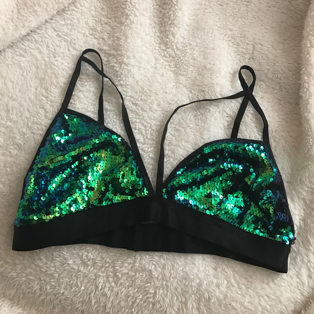 PRETTYLITTLETHING Green Sequin Bralette