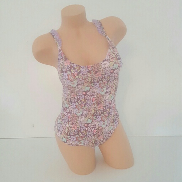 Victoria's secret MEDIUM BATHING SUIT NEW