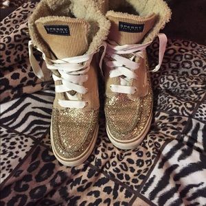 Sperry high top booties