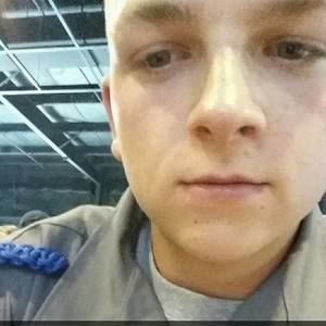 Meet your Posher, Derek