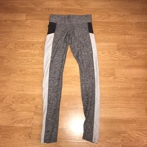 Victoria's Secret PINK workout leggings