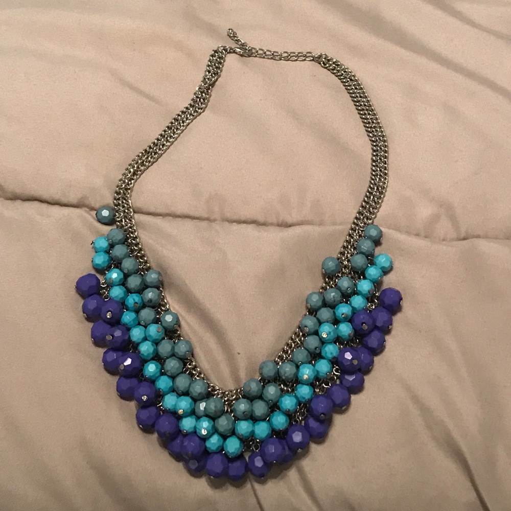 Blue multi colored necklace