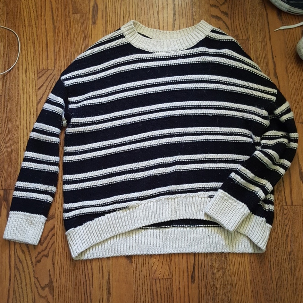 Black and white stripped over sized sweater