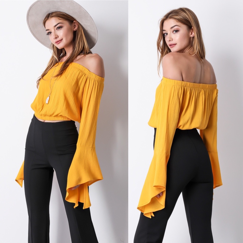 Boho Sunflower Off Shoulder Bell Sleeve Crop Top - Picture 2 of 5