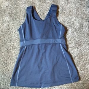Lululemon tank size 6