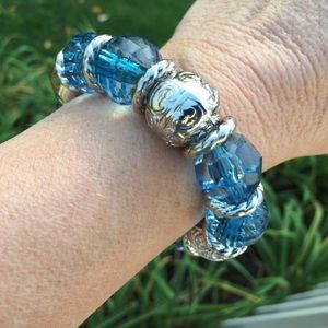 NWOT Blue Bracelet