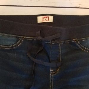 lei elastic waist jeans