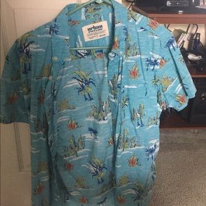 Hawaiian button up