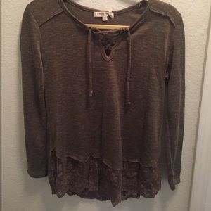Hunter green light sweater never worn!