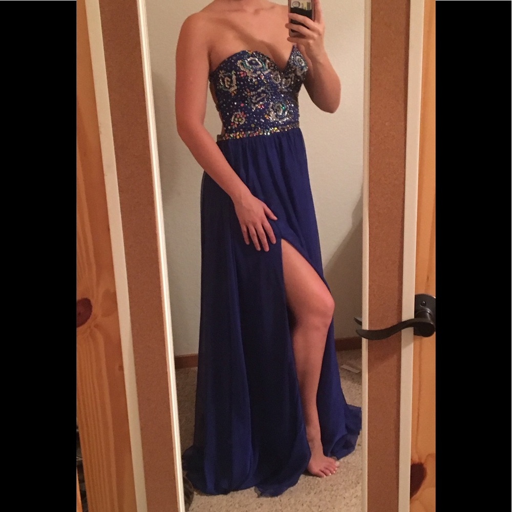 Formal strapless dress