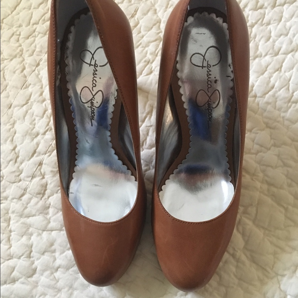 Jessica Simpson Brown Leather Pumps
