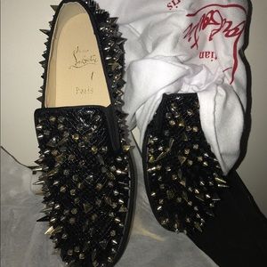 CHRISTIAN LOUBOUTIN