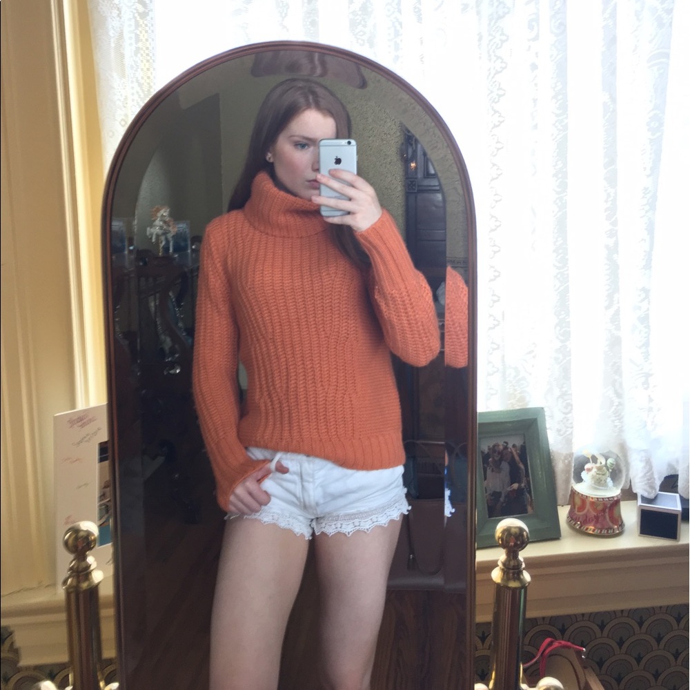 Banana Republic Thick Burnt Orange Turtleneck