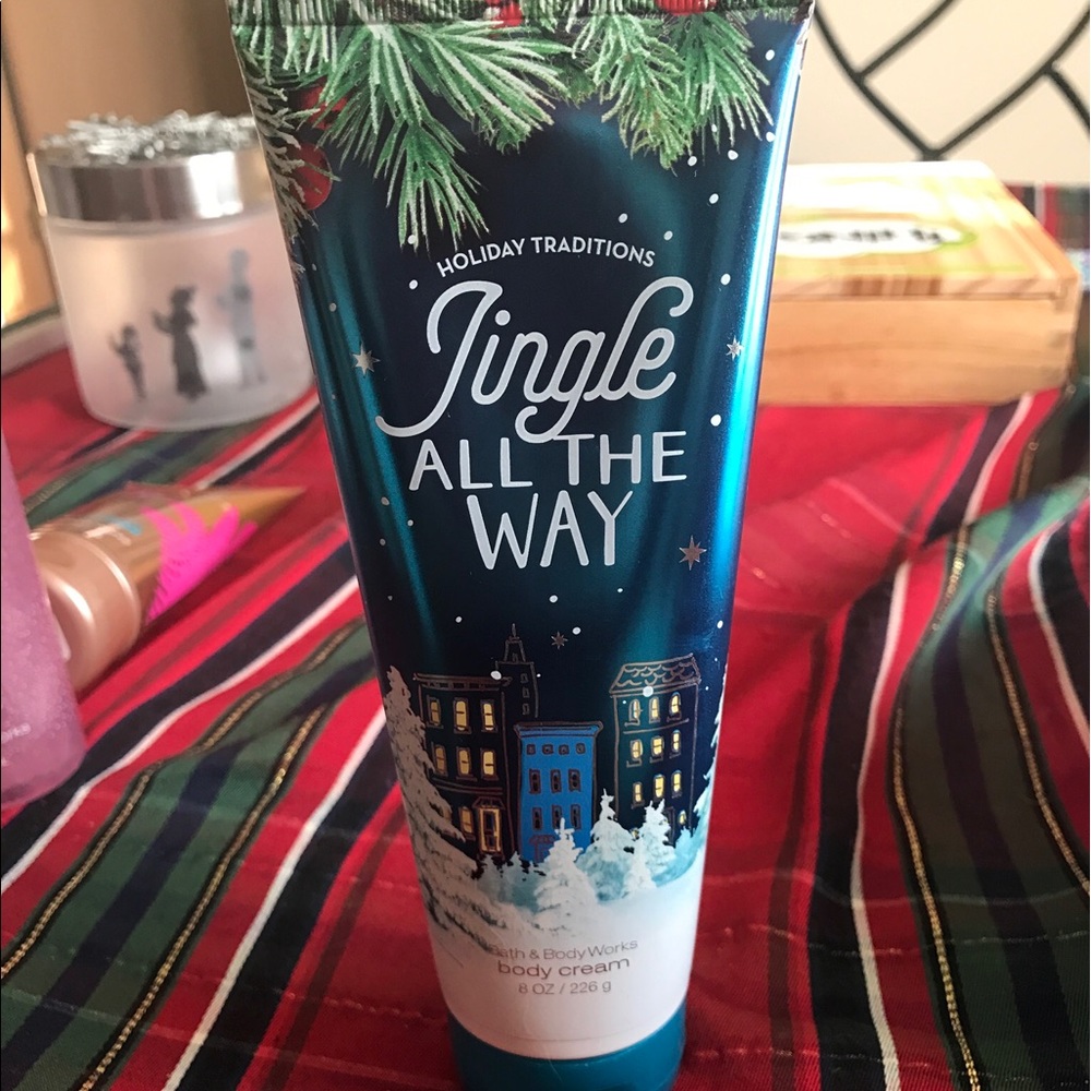 Bath and Body Works hand lotion Jingle All The Way