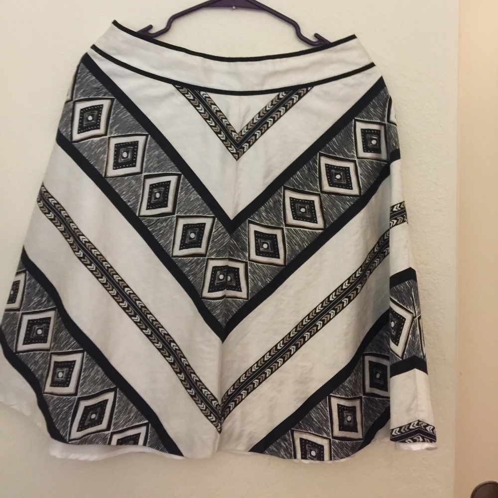 EUC Skirt