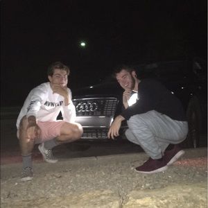 Meet your Posher, Connor