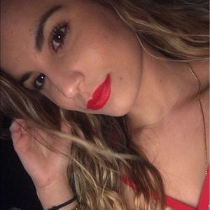 Meet your Posher, Lisday