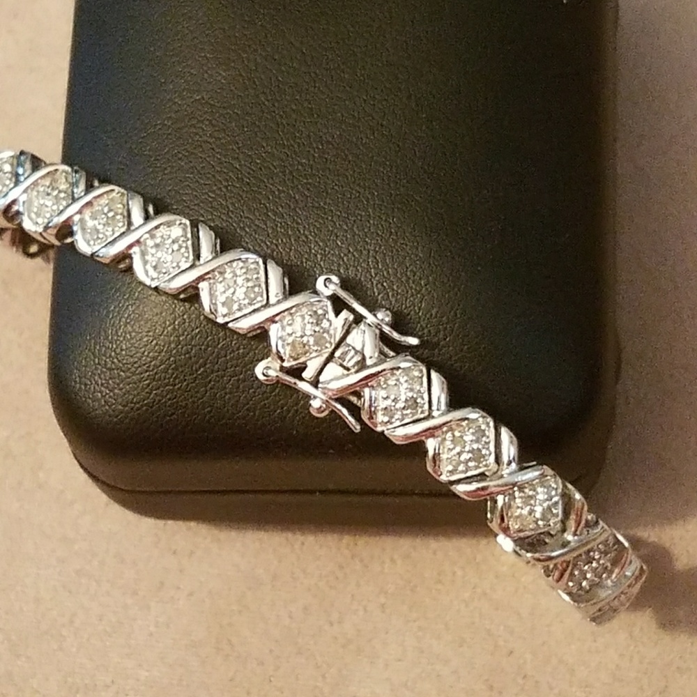 925 Sterling silver diamond braclet