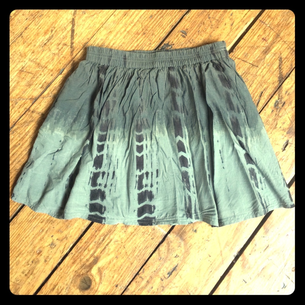 American Eagle outfitters tie dyed skirt