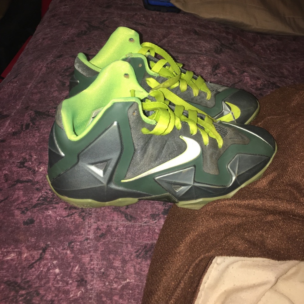 Labron 12's