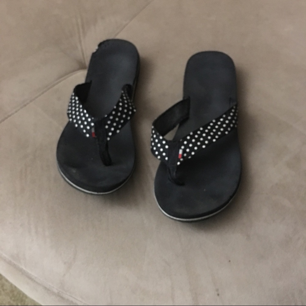 TOMMY HILFIGER FLIP FLOPS