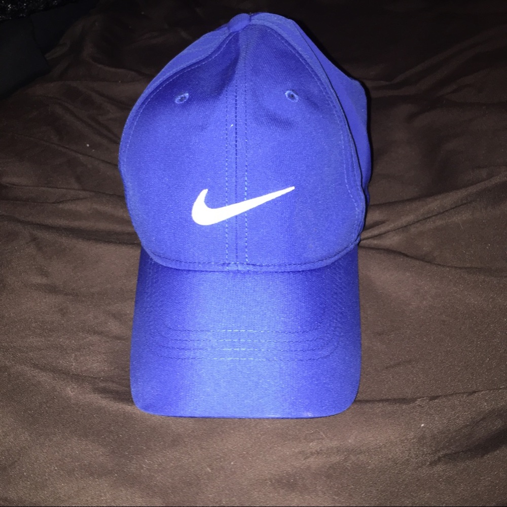 NIKE HAT
