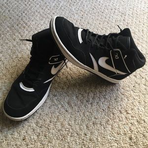 Men's Nike Sky Force 88 Mid