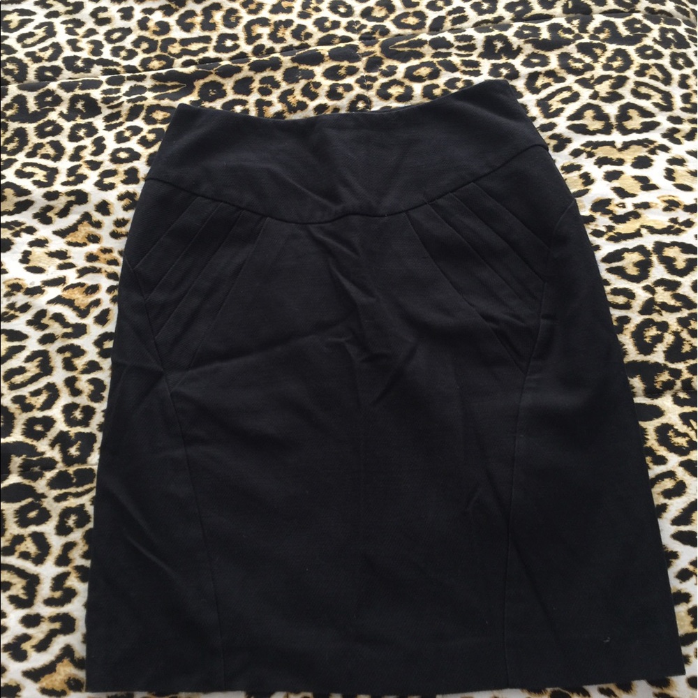 Midi black skirt