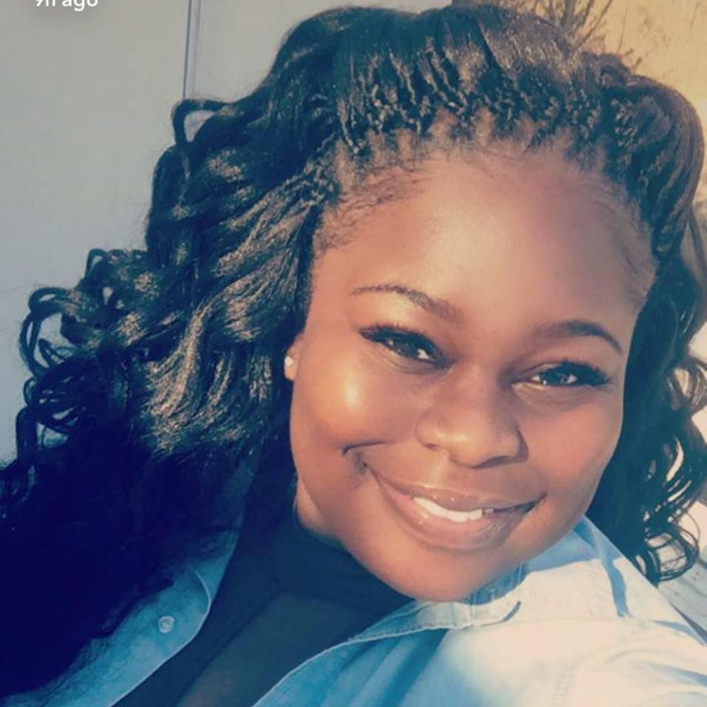 Meet your Posher, Mercedes