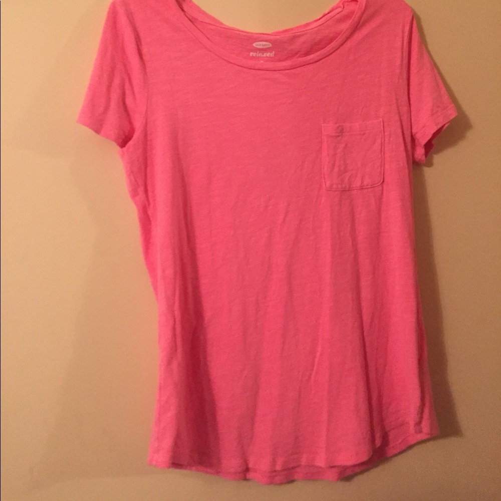 Pink pocket tee